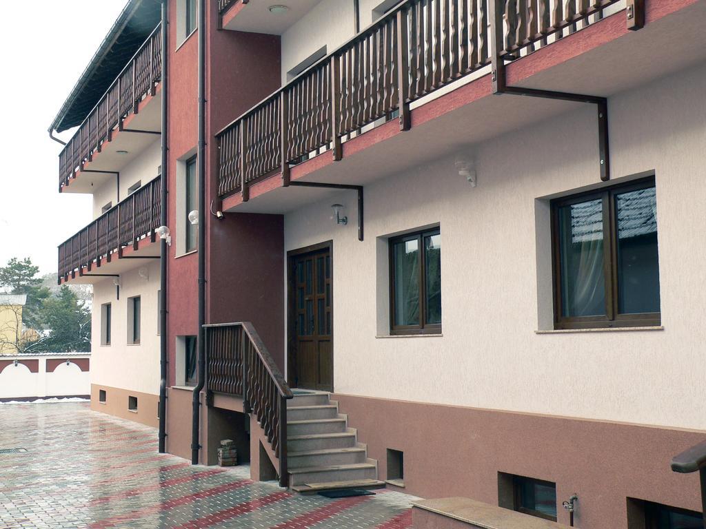Pension Deutsches Haus Braşov Exterior foto